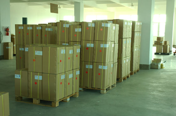 ডিজিটাল ল্যামিনেটিংয়ের জন্য মসৃণ পৃষ্ঠের বিওপিপি অ্যান্টি স্ক্র্যাচ এবং সুপার-বন্ড অ্যাডেসিভ সহ তাপীয় ল্যামিনেশন ফিল্ম