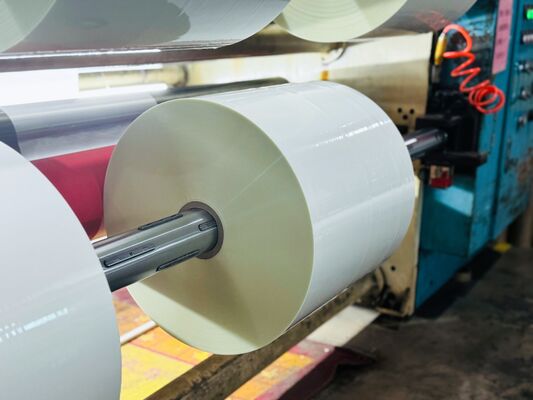 হট ল্যামিনেশন ফিল্ম ডিজিটাল ল্যামিনেটিং ফিল্ম 1600 মিমি পর্যন্ত পলিস্টার (পিইটি) বা বিওপিপি থেকে তৈরি ইনকজেট এবং লেজার প্রিন্টের জন্য উপযুক্ত