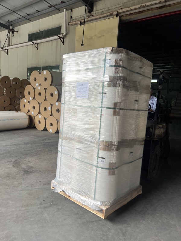 ডিজিটাল ল্যামিনেটিংয়ের জন্য মসৃণ পৃষ্ঠ এবং নরম কঠোরতা সহ 30MICRON তাপীয় ল্যামিনেশন ফিল্ম