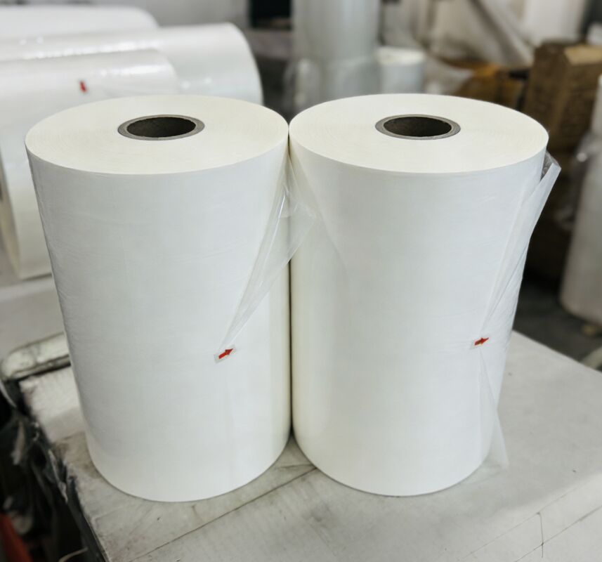 জল এবং ইউভি প্রতিরোধী ম্যাট ল্যামিনেশন ফিল্ম ডাবল সাইড করোনা চিকিত্সা এবং 17-45 মাইক্রন বেধ উন্নত স্থায়িত্বের জন্য