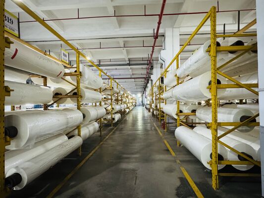 স্পষ্ট পিইটি থার্মাল ল্যামিনেশন ফিল্ম যা 0-6000 মিটার দৈর্ঘ্য এবং 90 ডিগ্রিরও বেশি উজ্জ্বলতা