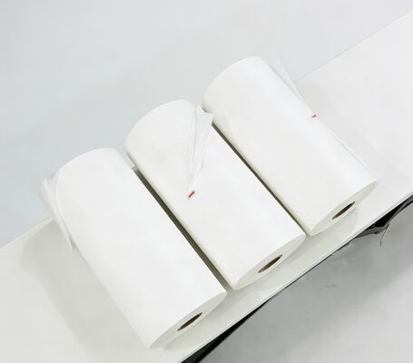 1 ইঞ্চি বা 3 ইঞ্চি কোর আকার এবং 400m / min পর্যন্ত ল্যামিনেশন গতির সাথে উচ্চ ল্যাটারি প্রতিরোধের বই ল্যামিনেটিং ফিল্ম