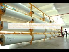 প্রিমিয়াম ডিজিটাল ল্যামিনেশনের জন্য নন-রিফ্লেক্টিভ ভেলভেটি টেক্সচার বাবল-ফ্রি বন্ড থার্মাল ল্যামিনেশন ফিল্ম