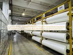 উচ্চ স্বচ্ছতা সম্পন্ন PET তাপীয় লেমিনেশন ফিল্ম, যা ১৩০°C পর্যন্ত তাপমাত্রা প্রতিরোধ করতে পারে, উজ্জ্বলতা ৯০ ডিগ্রির বেশি, যা লেমিনেশনের জন্য আদর্শ।